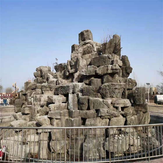 北京别墅庭院假山制作 